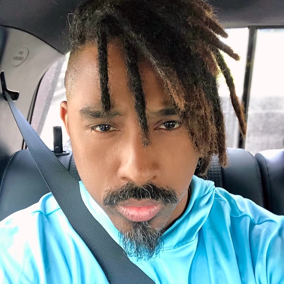 Hi folks! Glad you could tap in and check out the deals. - Picture 1 of 5